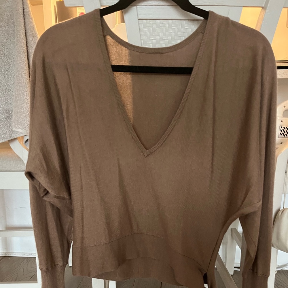 Vintage knit. Soft brown